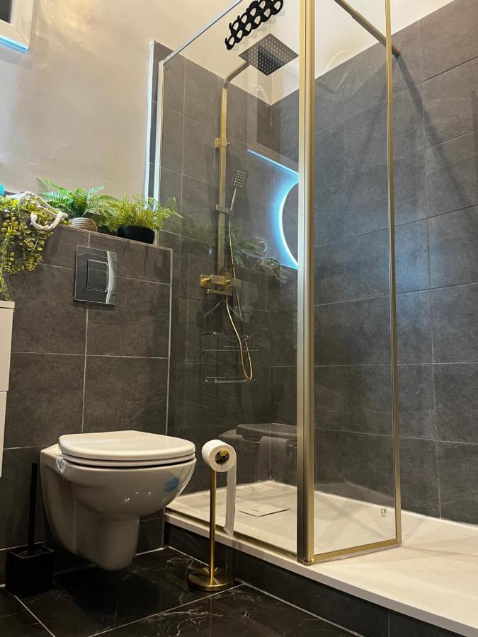 Romantique Cours Lieutaud Apartment *